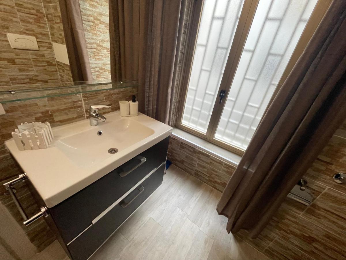 Plan B Apartment Naples Luaran gambar
