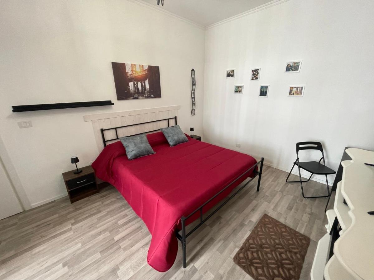 Plan B Apartment Naples Luaran gambar
