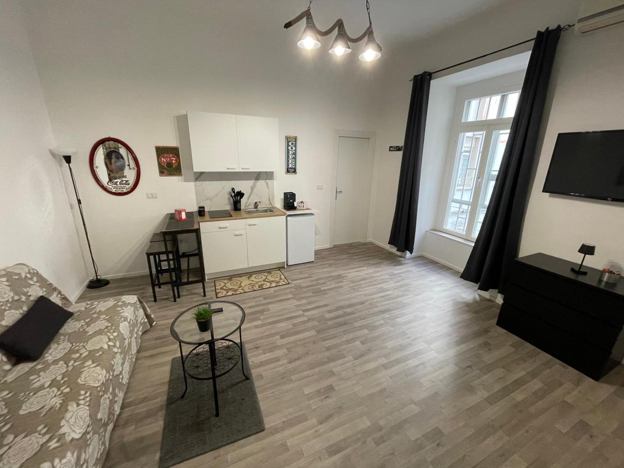 Plan B Apartment Naples Luaran gambar